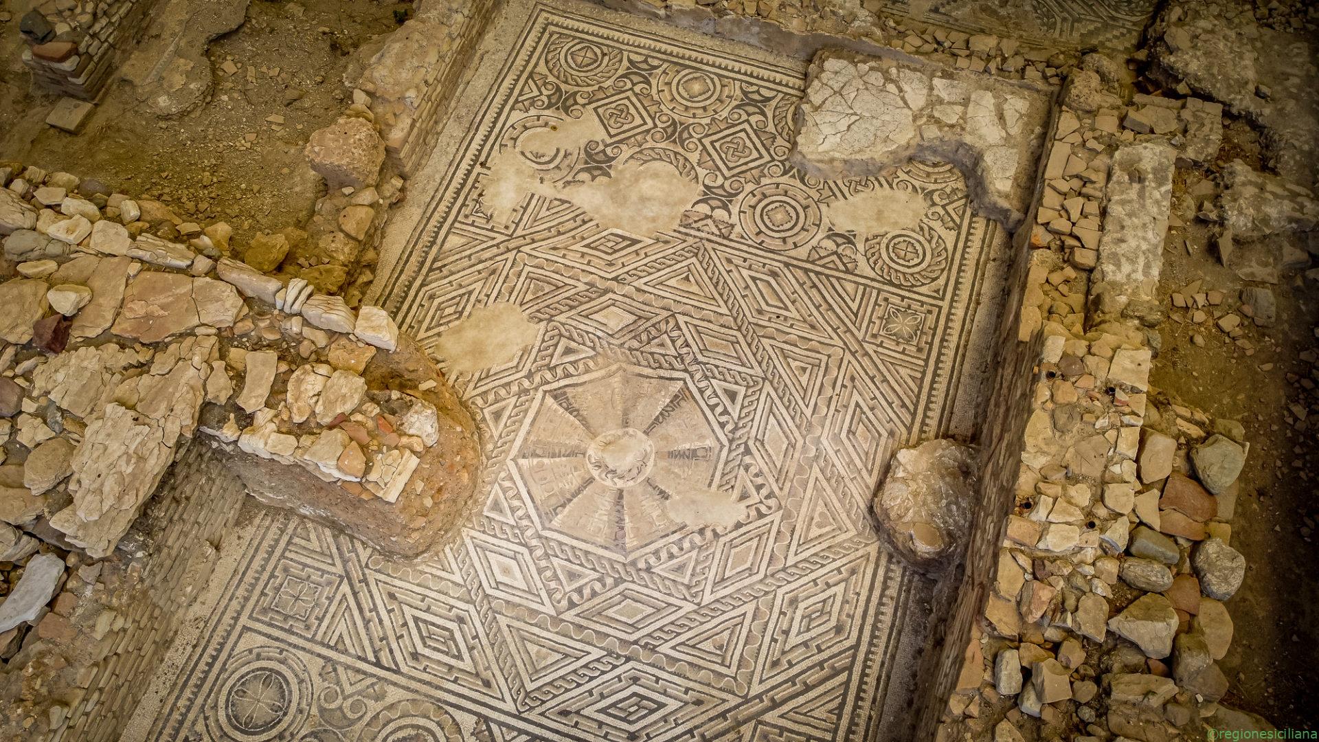 Santuario dei Tre Santi Martiri, immagine 7